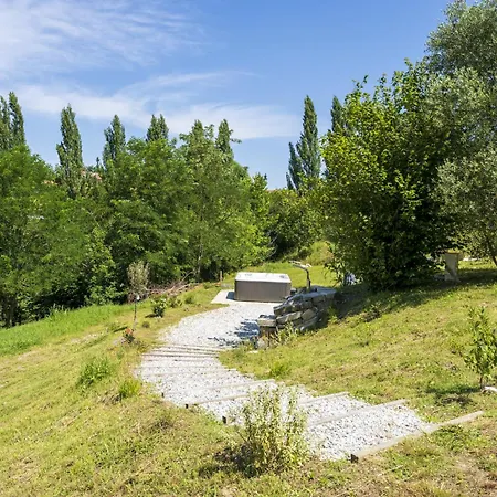 Dependance Avec Jacuzzi