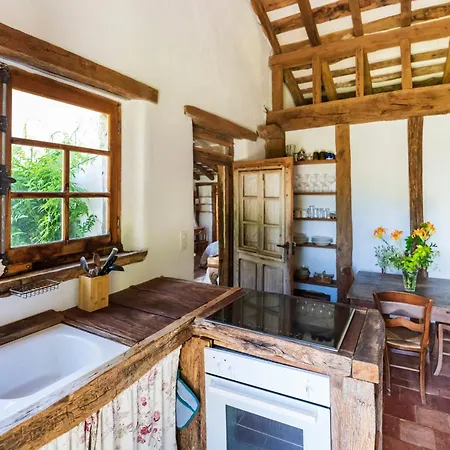 Dependance Avec Jacuzzi Ferienhaus