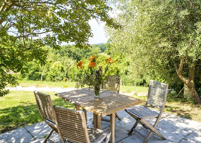 Dependance Avec Jacuzzi Feriehus